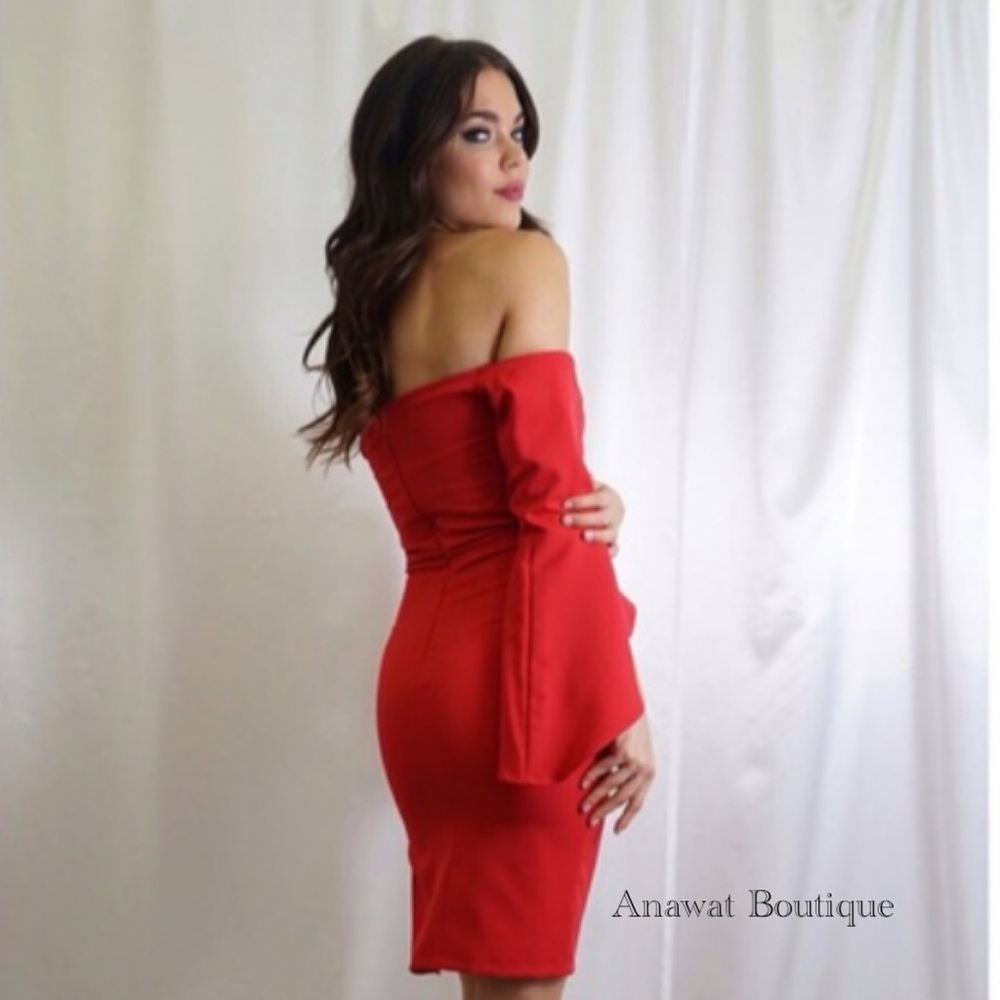 Liberty Off Shoulder Dress - Picture 2 of 6